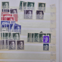 Lot de timbres d'Allemagne Reich 1933-1945 neufs et oblitérés en un album.