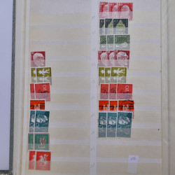 Stock de timbres Allemagne RFA 1949-1999 neufs et oblitérés en 3 albums.