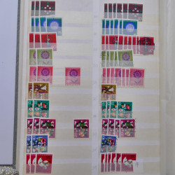 Stock de timbres Allemagne RFA 1949-1999 neufs et oblitérés en 3 albums.
