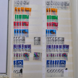 Stock de timbres Allemagne RFA 1949-1999 neufs et oblitérés en 3 albums.