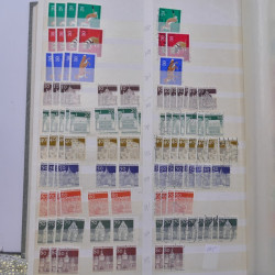 Stock de timbres Allemagne RFA 1949-1999 neufs et oblitérés en 3 albums.