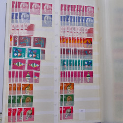 Stock de timbres Allemagne RFA 1949-1999 neufs et oblitérés en 3 albums.