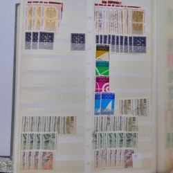 Stock de timbres Allemagne RFA 1949-1999 neufs et oblitérés en 3 albums.