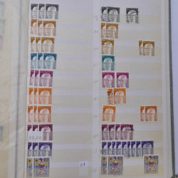 Stock de timbres Allemagne RFA 1949-1999 neufs et oblitérés en 3 albums.
