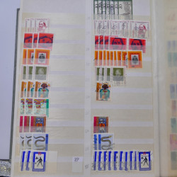 Stock de timbres Allemagne RFA 1949-1999 neufs et oblitérés en 3 albums.