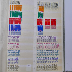 Stock de timbres Allemagne RFA 1949-1999 neufs et oblitérés en 3 albums.