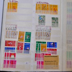 Stock de timbres Allemagne RFA 1949-1999 neufs et oblitérés en 3 albums.