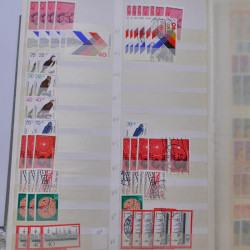 Stock de timbres Allemagne RFA 1949-1999 neufs et oblitérés en 3 albums.