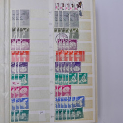 Stock de timbres Allemagne RFA 1949-1999 neufs et oblitérés en 3 albums.