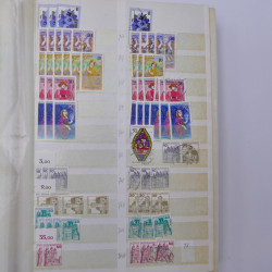 Stock de timbres Allemagne RFA 1949-1999 neufs et oblitérés en 3 albums.