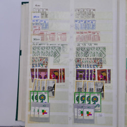 Stock de timbres Allemagne RFA 1949-1999 neufs et oblitérés en 3 albums.