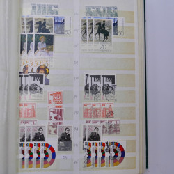 Stock de timbres Allemagne RFA 1949-1999 neufs et oblitérés en 3 albums.