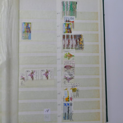 Stock de timbres Allemagne RFA 1949-1999 neufs et oblitérés en 3 albums.