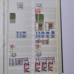 Stock de timbres Allemagne RFA 1949-1999 neufs et oblitérés en 3 albums.