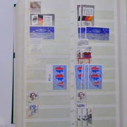 Stock de timbres Allemagne RFA 1949-1999 neufs et oblitérés en 3 albums.