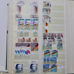 Stock de timbres Allemagne RFA 1949-1999 neufs et oblitérés en 3 albums.