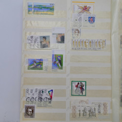 Stock de timbres Allemagne RFA 1949-1999 neufs et oblitérés en 3 albums.