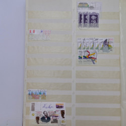 Stock de timbres Allemagne RFA 1949-1999 neufs et oblitérés en 3 albums.
