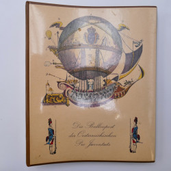 Lot de 10 ouvrages philatéliques d'occasion.