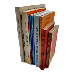 Lot de 12 ouvrages philatéliques d'occasion.