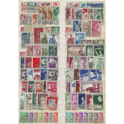 Sarre sélection de timbres entre 1947-1957 neufs** et oblitérés.