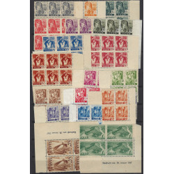 Sarre sélection de timbres neufs** en bloc de 4 entre N°196-228A.