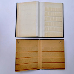 Lot de 15 classeurs petits formats à bandes pour timbres-poste.