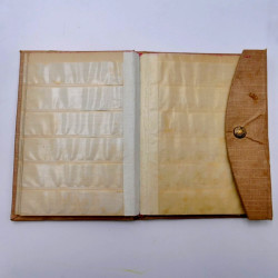 Lot de 15 classeurs petits formats à bandes pour timbres-poste.