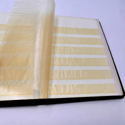 Lot de 15 classeurs petits formats à bandes pour timbres-poste.