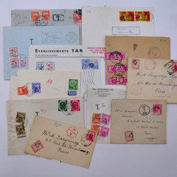 France lot de 100 lettres taxées du 20ème siècle.