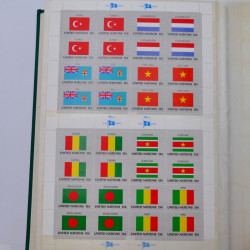 Lot de timbres Nations Unies 1951-1985 neufs en un album.