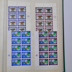 Lot de timbres Nations Unies 1951-1985 neufs en un album.