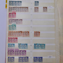 France stock de timbres fins de catalogue neufs et oblitérés en un album.