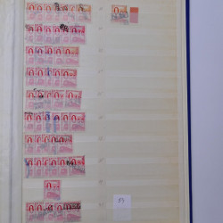 France stock de timbres de service, taxes, colis postaux en un album.