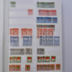 Suisse stock de timbres entre 1913-1986 neufs et oblitérés en 2 albums.