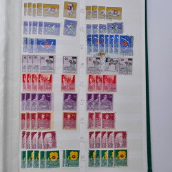 Suisse stock de timbres entre 1913-1986 neufs et oblitérés en 2 albums.