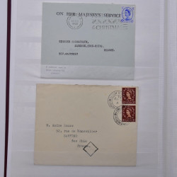 Lot de +125 marques postales du monde en un album.