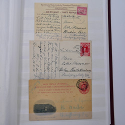 Lot de +125 marques postales du monde en un album.