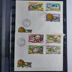 Collection timbres, commémoratifs Albert Schweitzer en un album.