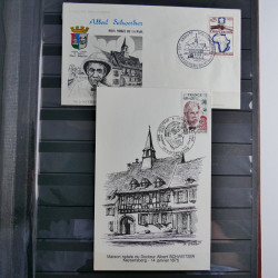 Collection timbres, commémoratifs Albert Schweitzer en un album.