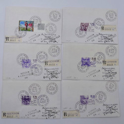 Lot de 38 lettres recommandées avec timbres non dentelés de France.