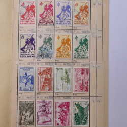 Colonies Françaises lot de +2000 timbres en 14 carnets à choix.