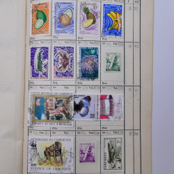 Colonies Françaises lot de +2000 timbres en 14 carnets à choix.