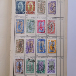 Colonies Françaises lot de +2000 timbres en 14 carnets à choix.