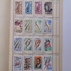 Colonies Françaises lot de +2000 timbres en 14 carnets à choix.