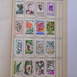 Colonies Françaises lot de +2000 timbres en 14 carnets à choix.