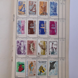 Colonies Françaises lot de +2000 timbres en 14 carnets à choix.