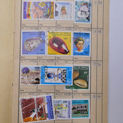 Colonies Françaises lot de +2000 timbres en 14 carnets à choix.