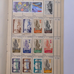 Colonies Françaises lot de +2000 timbres en 14 carnets à choix.