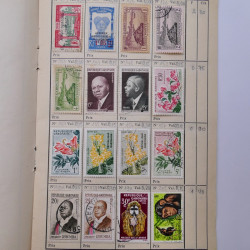 Colonies Françaises lot de +2000 timbres en 14 carnets à choix.